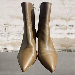 Marc Fisher Brown Iggy Pointed Toe Kitten Heel Bootie Size 8.5